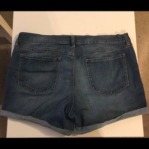 Old Navy- Size 14 Shorts